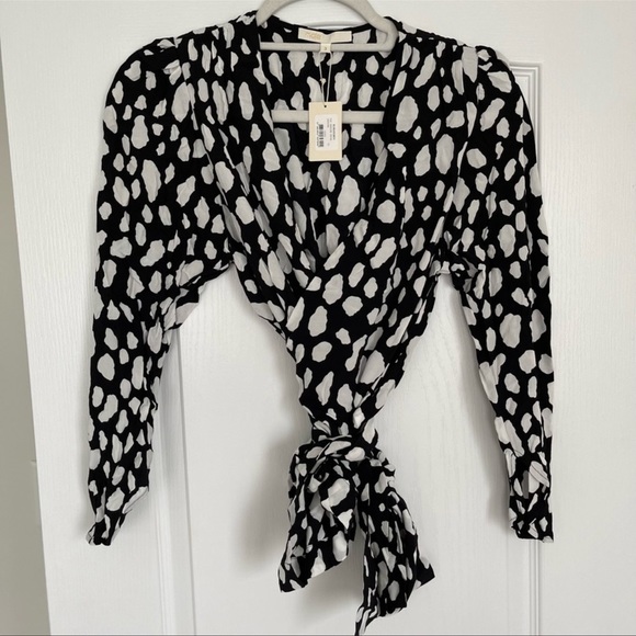 NWT- Maje wrap top -Size 3 (Large) - Picture 2 of 5